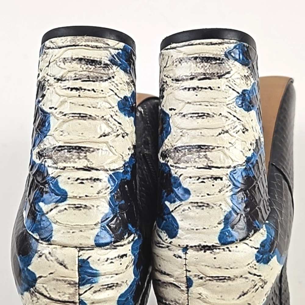 Gianni Bini Kellbie Leather Snakeskin Texture Black Cream Blue Heeled Tall Boot - Picture 12 of 16